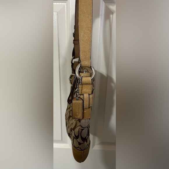 Coach Signature Brown and Tan Shoulder Bag - Picture 6 of 9